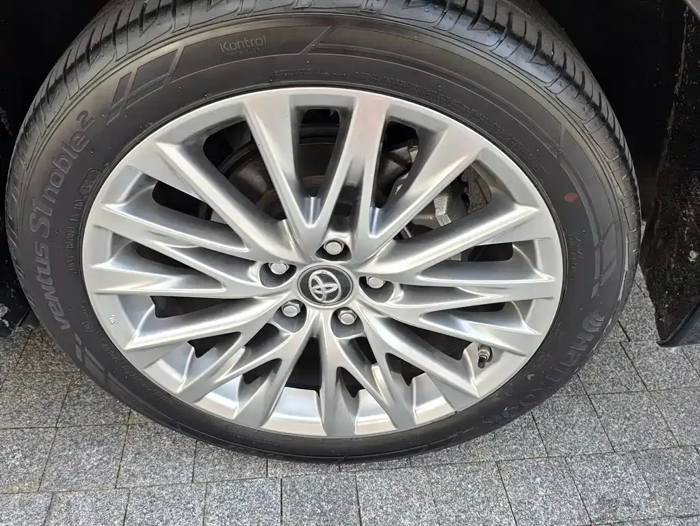 Toyota Avalon 2023 из CN, фото 8