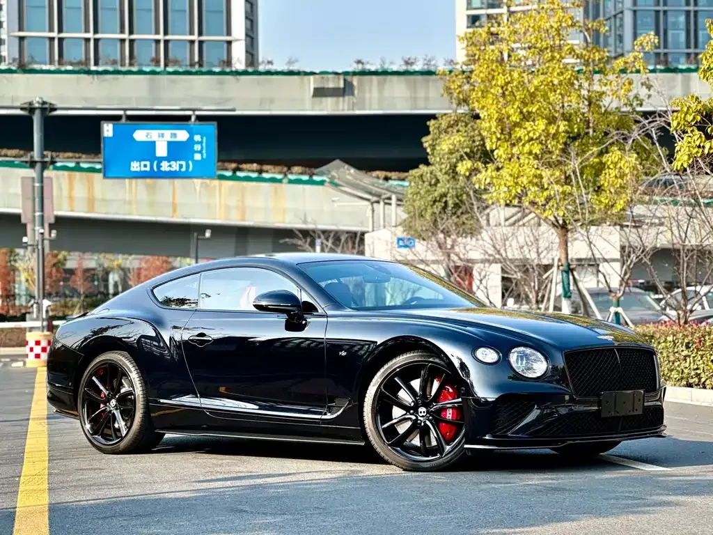 Bentley Continental 2021 из CN, фото 3