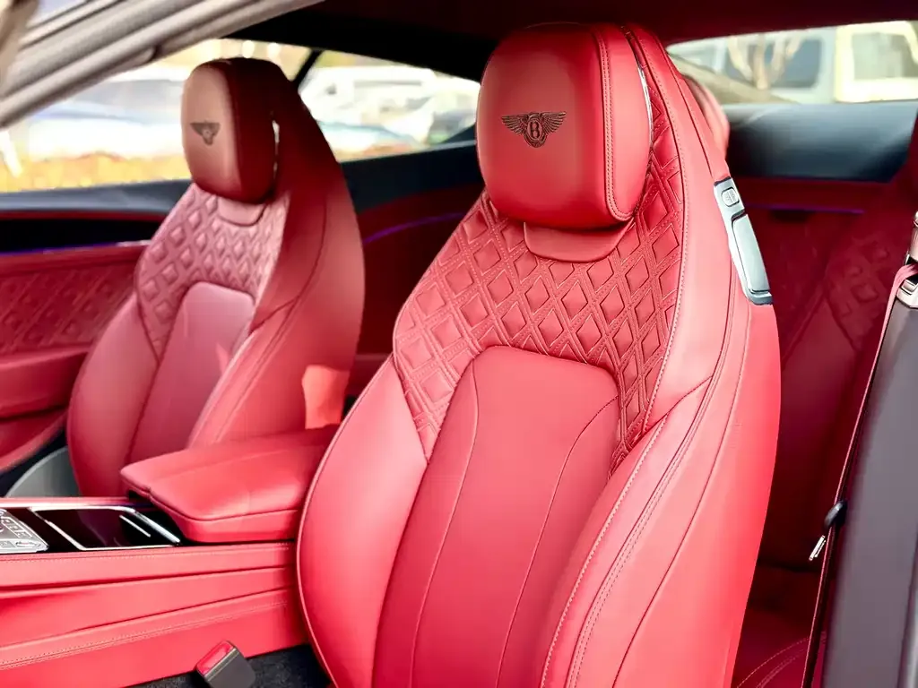 Bentley Continental 2021 из CN, фото 8