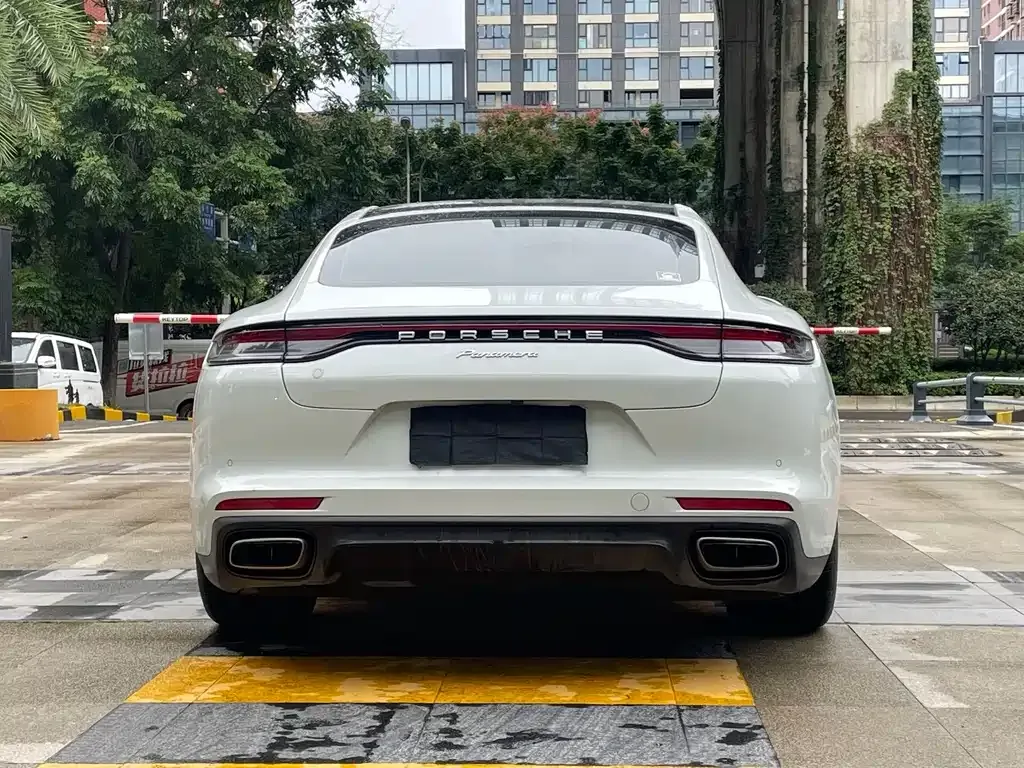 Porsche Panamera — фото 6