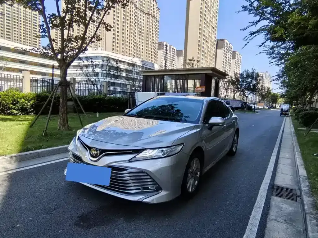 Toyota Camry 2021 из CN, фото 1