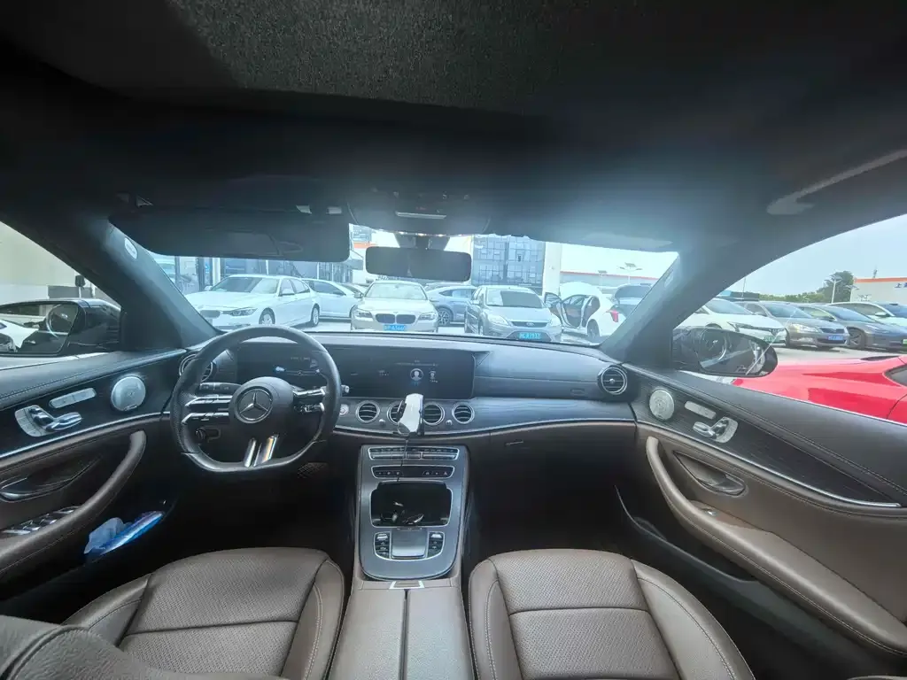 [object Object] E-Class 2021 из CN, фото 7