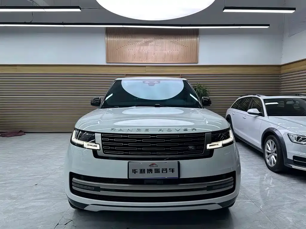 Land Rover Range Rover 2024 из CN, фото 2