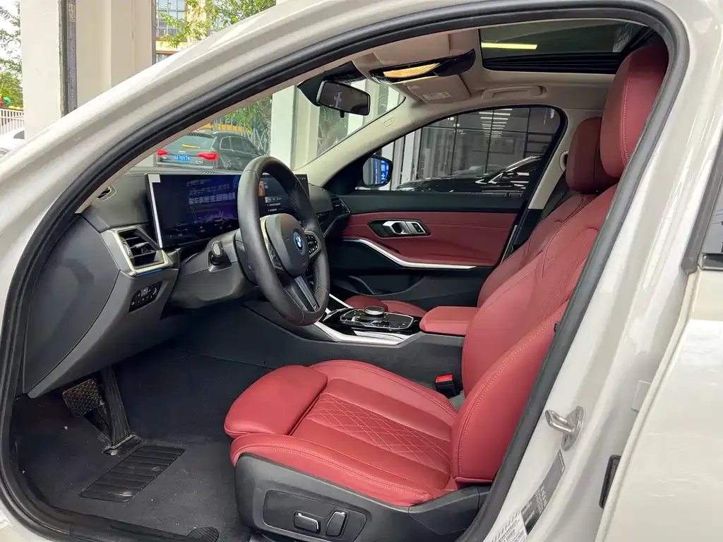 BMW i3 2024 из CN, фото 4