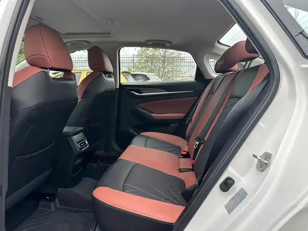 Changan Eado 2024 из CN, фото 6