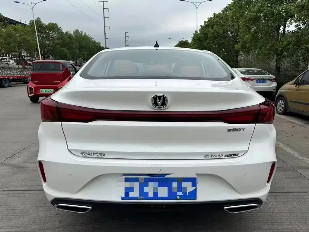 Changan Eado 2024 из CN, фото 8