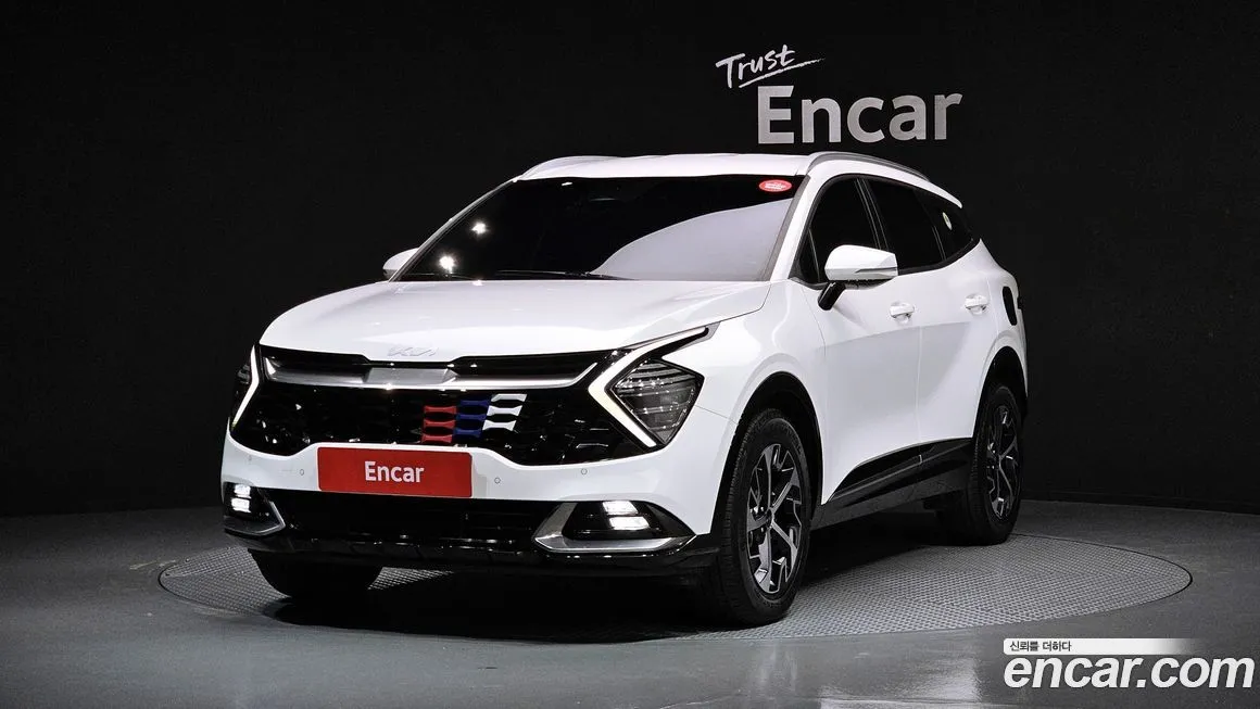 Kia Sportage — фото 1