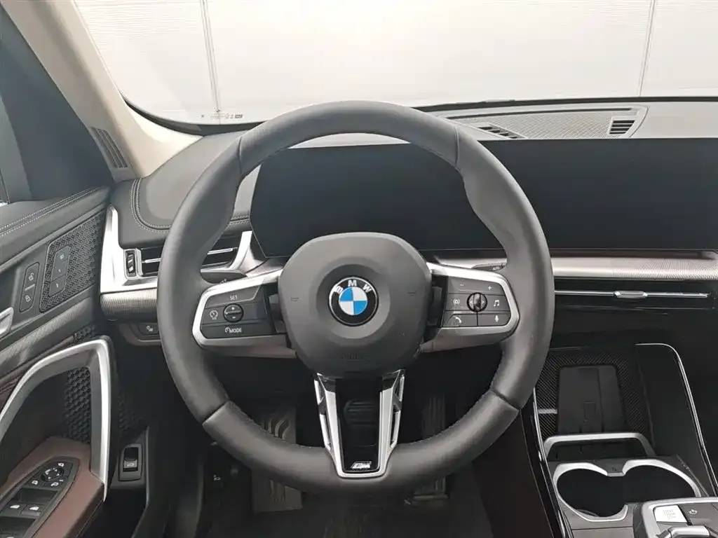 BMW X1 2024 из CN, фото 9