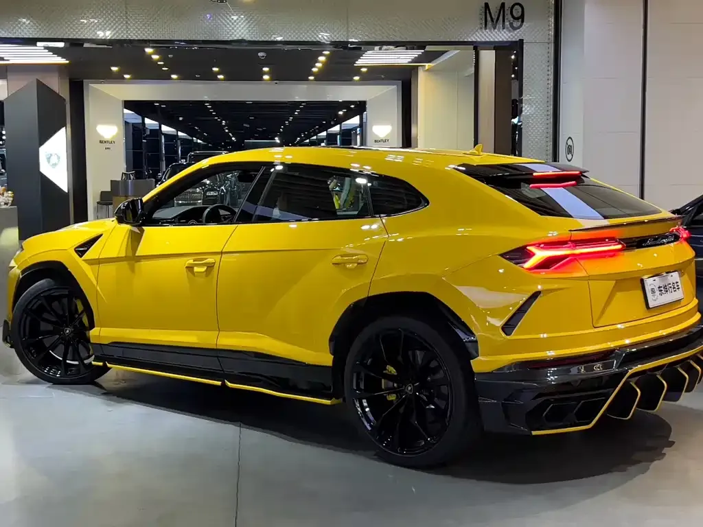 Lamborghini Urus 2022 из CN, фото 4