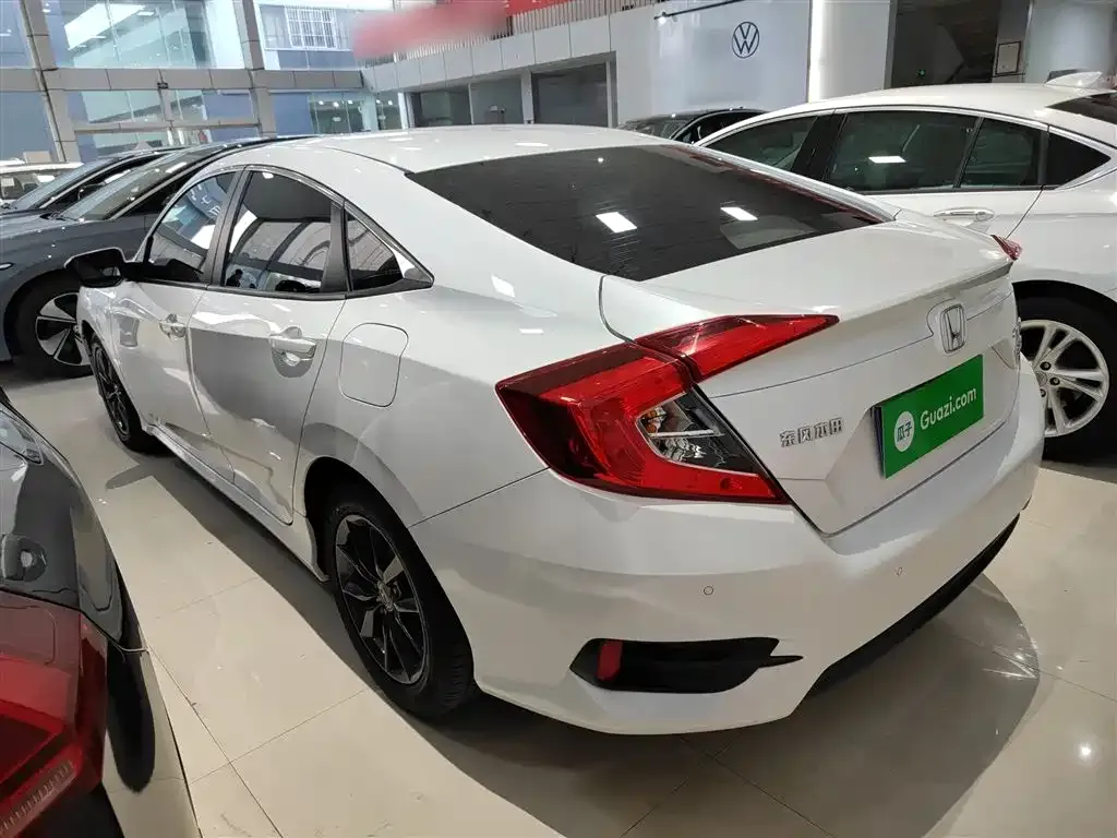 Honda Civic — фото 4