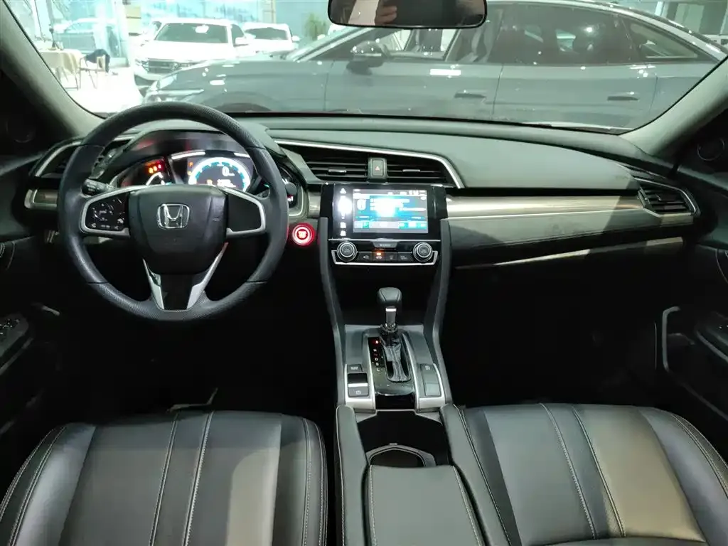 Honda Civic — фото 9
