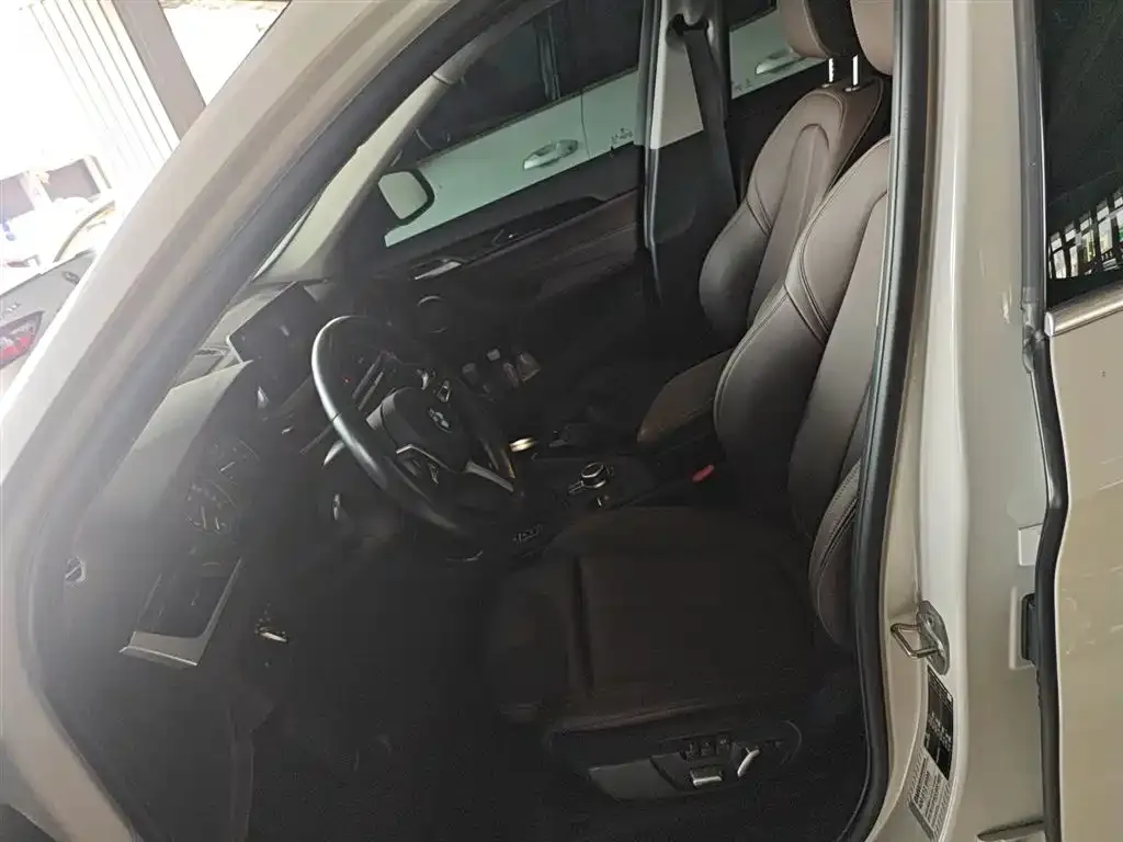 BMW X1 2022 из CN, фото 8