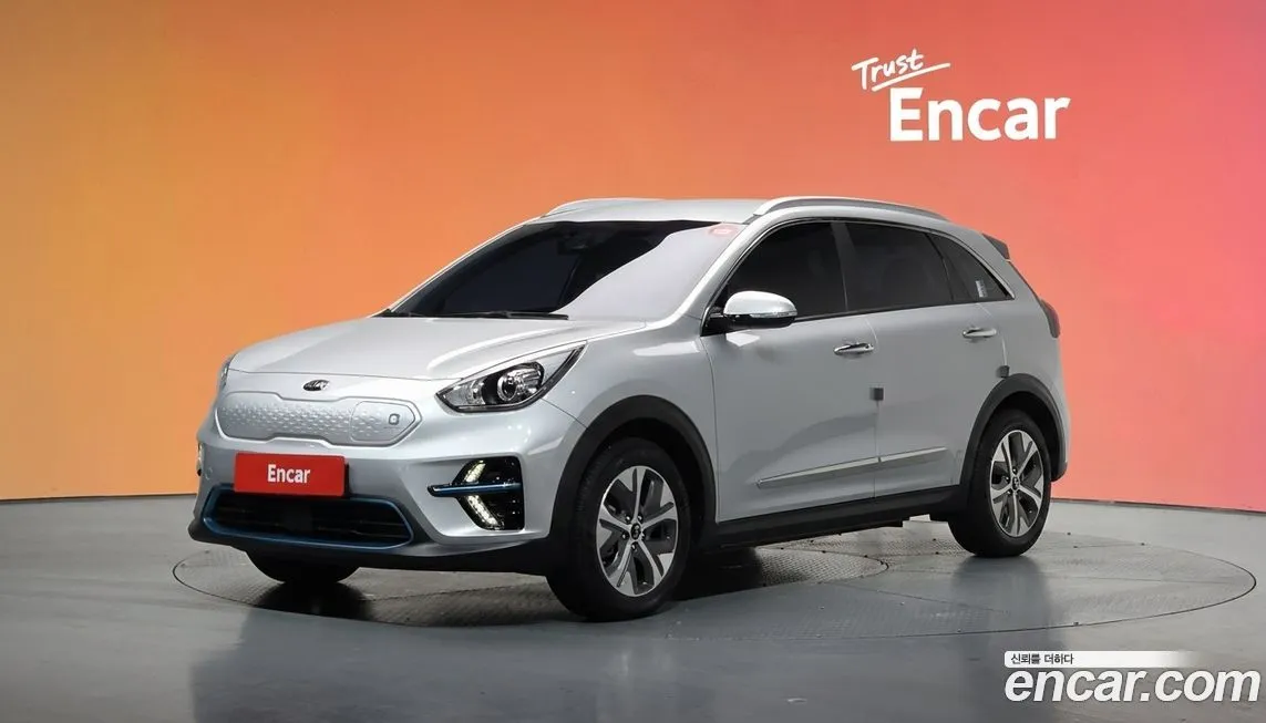 Kia Niro — фото 1