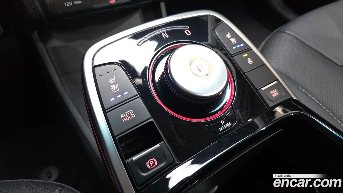 Kia Niro — фото 9