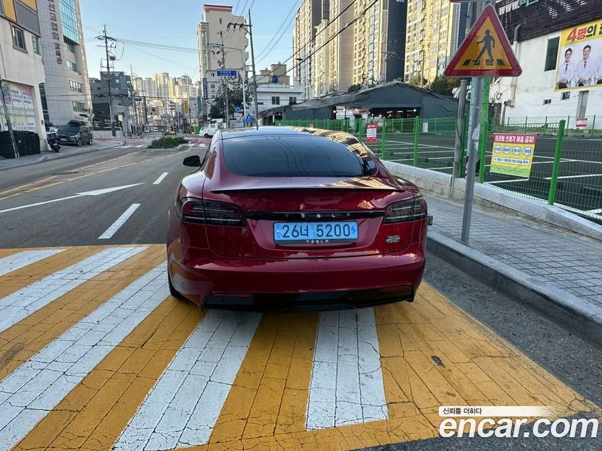 Tesla Model S 2024 из KR, фото 6