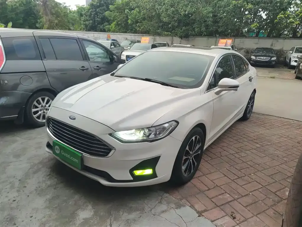 Ford Mondeo 2021 из CN, фото 2