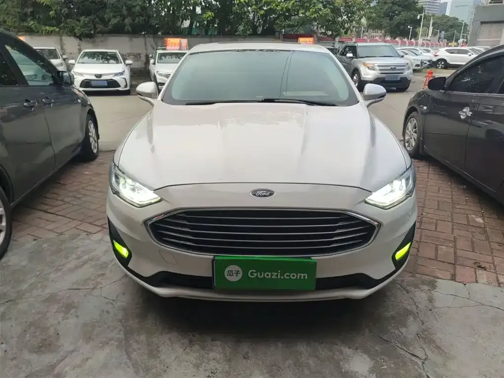 Ford Mondeo 2021 из CN, фото 3