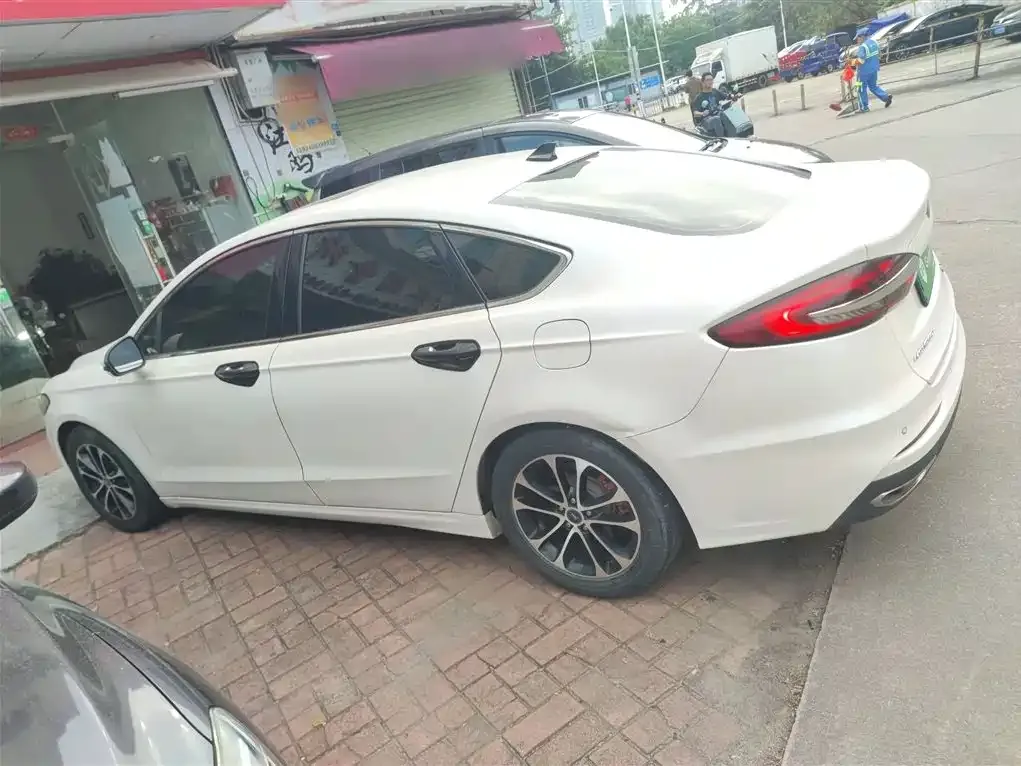 Ford Mondeo 2021 из CN, фото 5