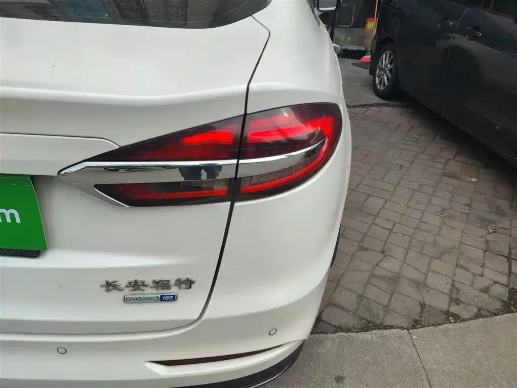 Ford Mondeo 2021 из CN, фото 8