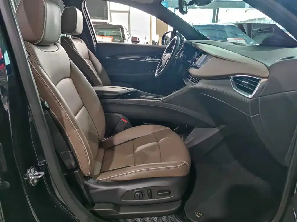 Buick Enclave 2022 из CN, фото 8