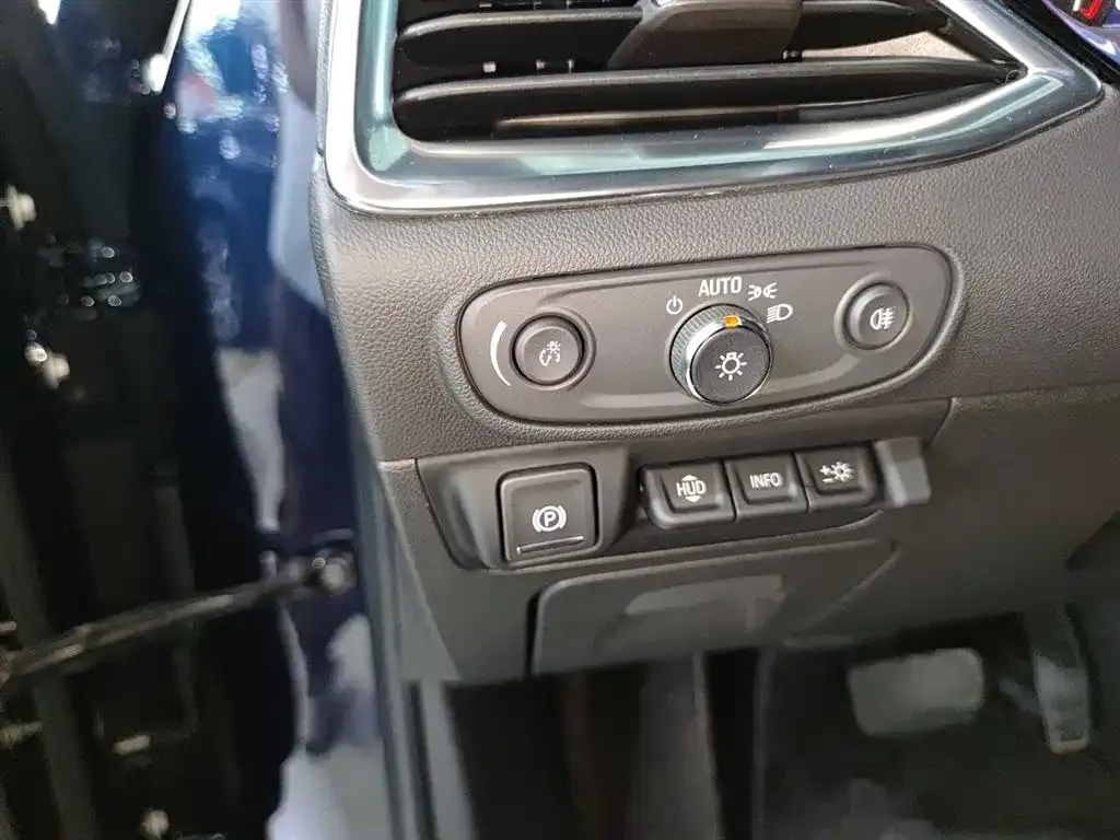Buick Enclave 2022 из CN, фото 9