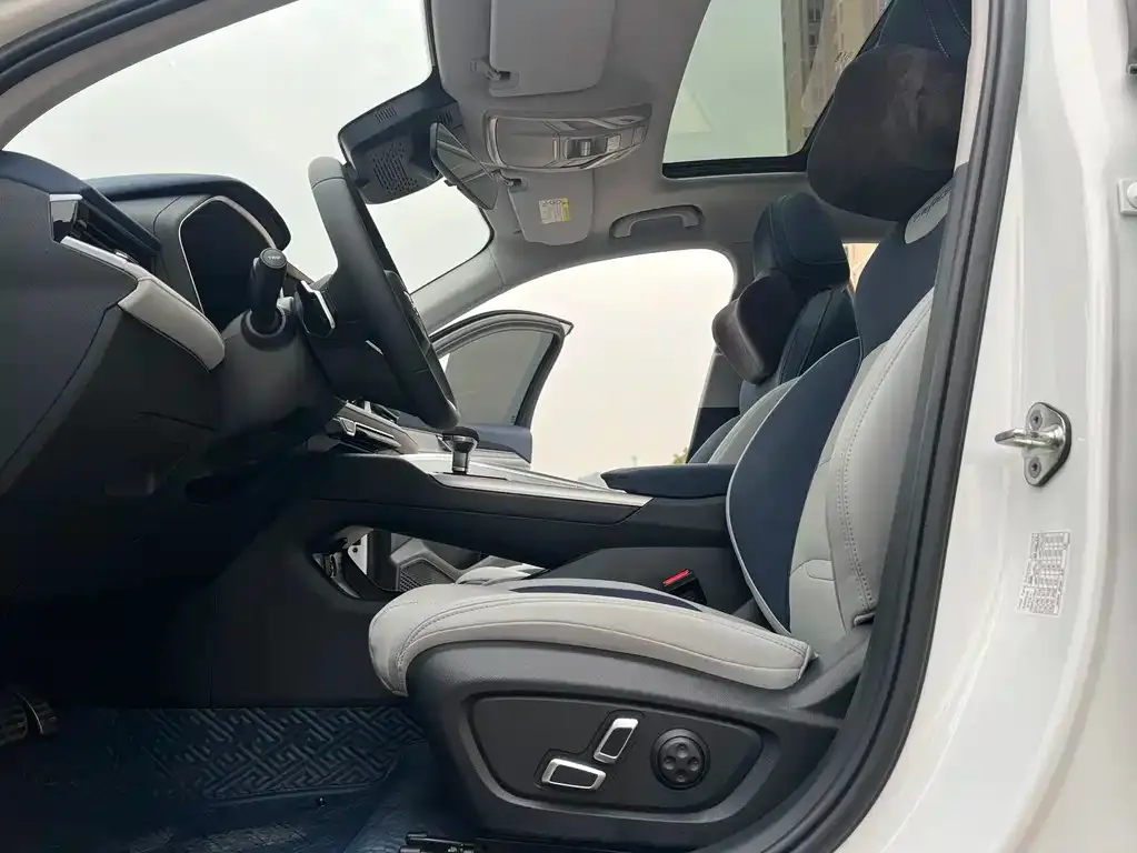 Geely Xingrui 2024 из CN, фото 4