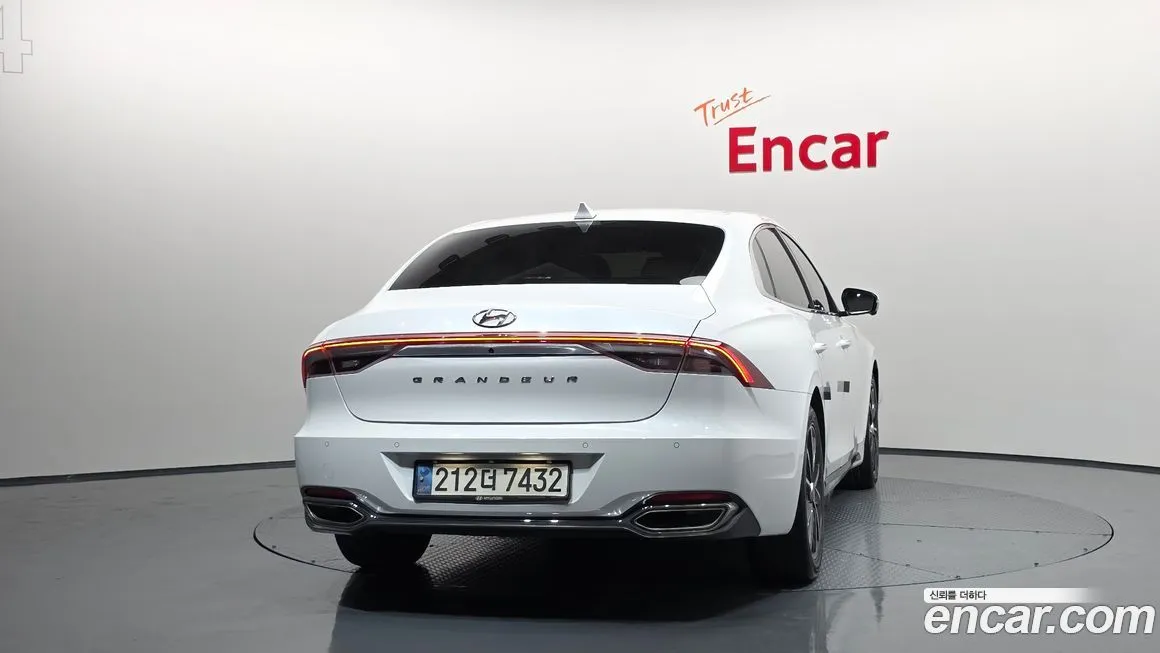 Hyundai Grandeur 2022 из KR, фото 4