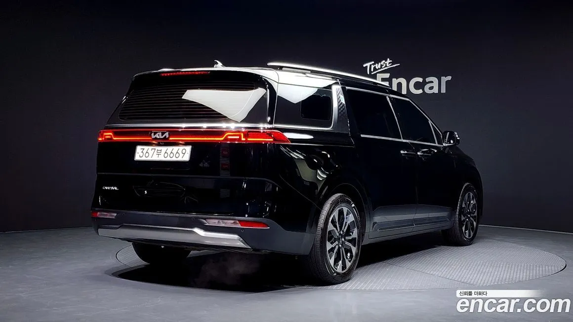 Kia Carnival 2023 из KR, фото 2