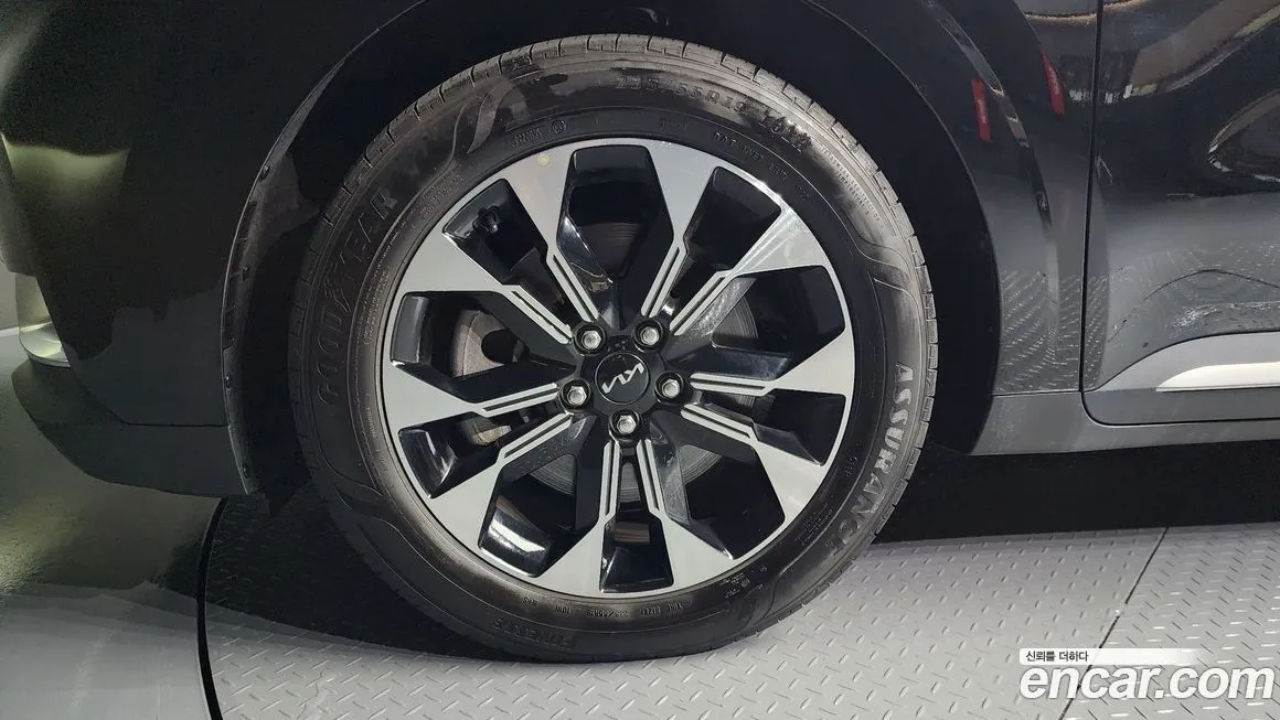 Kia Carnival 2023 из KR, фото 5