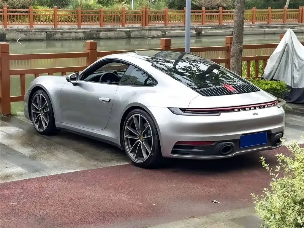 Porsche 911 2024 из CN, фото 5