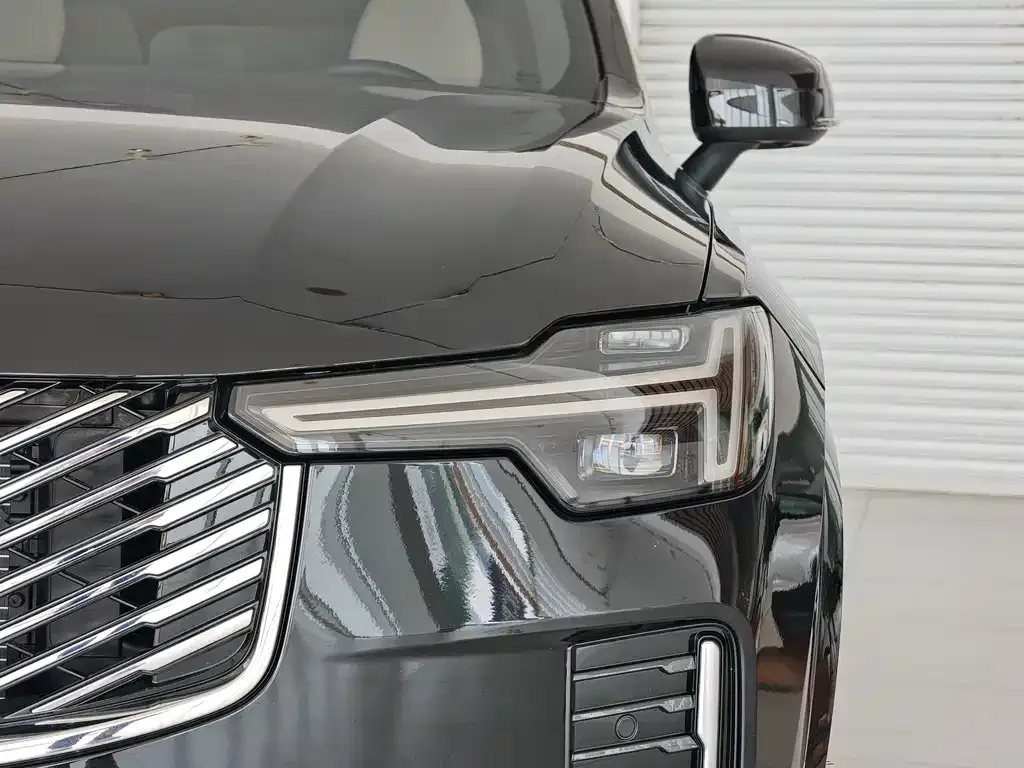 Volvo XC90 PHEV 2025 из CN, фото 5