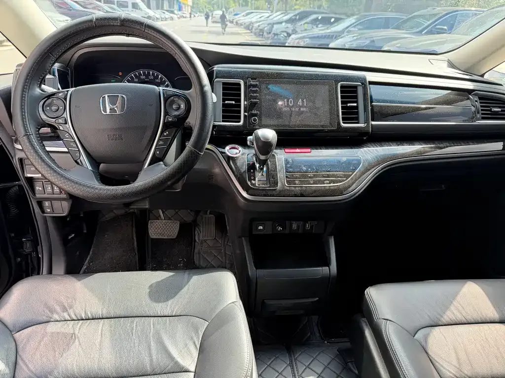 Honda Elysion 2021 из CN, фото 4