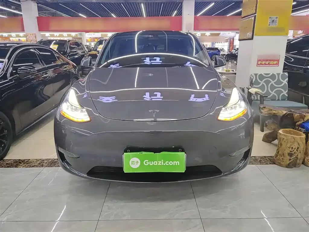Tesla Model Y — фото 3