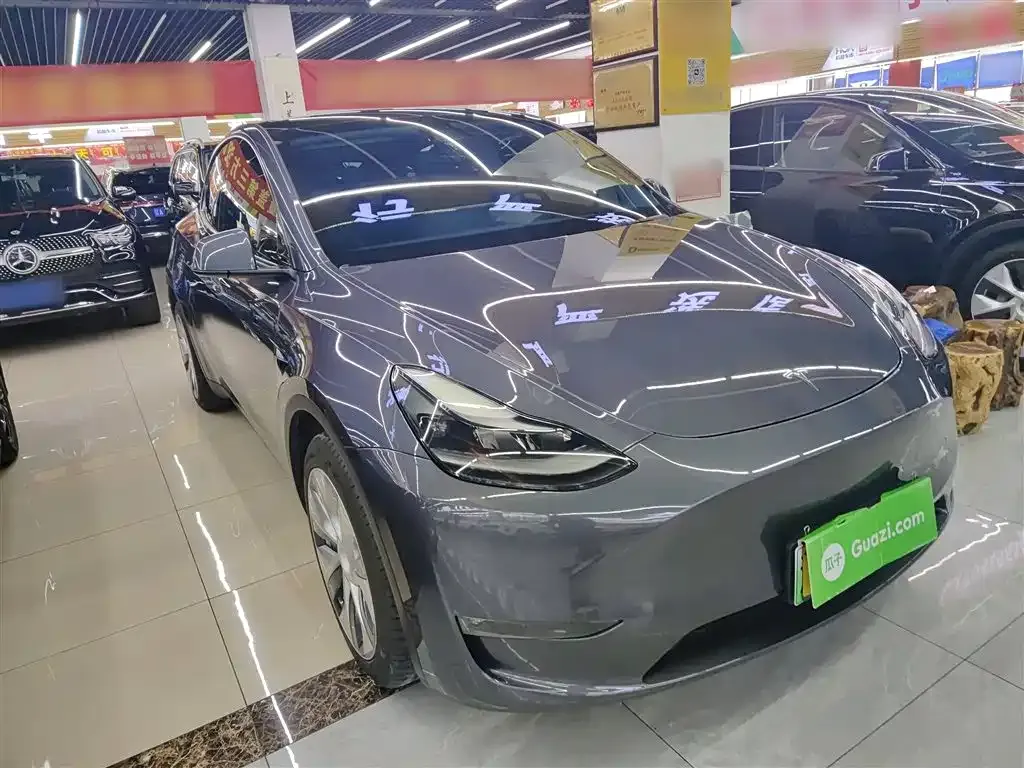 Tesla Model Y — фото 4