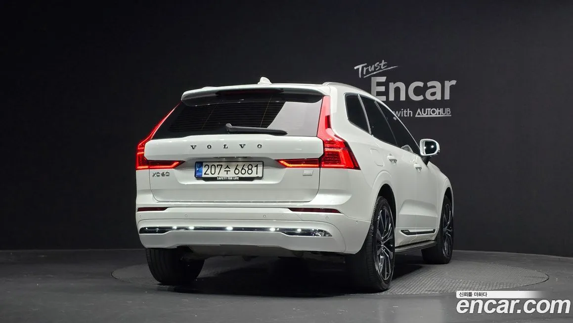 Volvo XC60 2023 из KR, фото 4