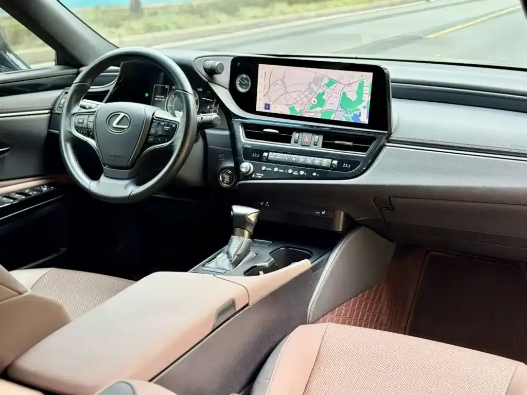 Lexus ES 2023 из CN, фото 4