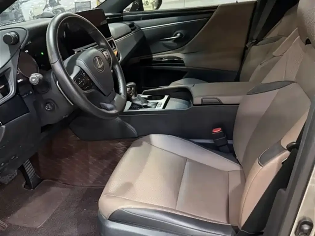 Lexus ES 2023 из CN, фото 9
