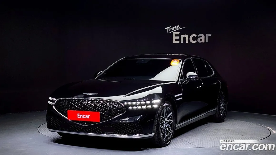 Genesis G90 — фото 1