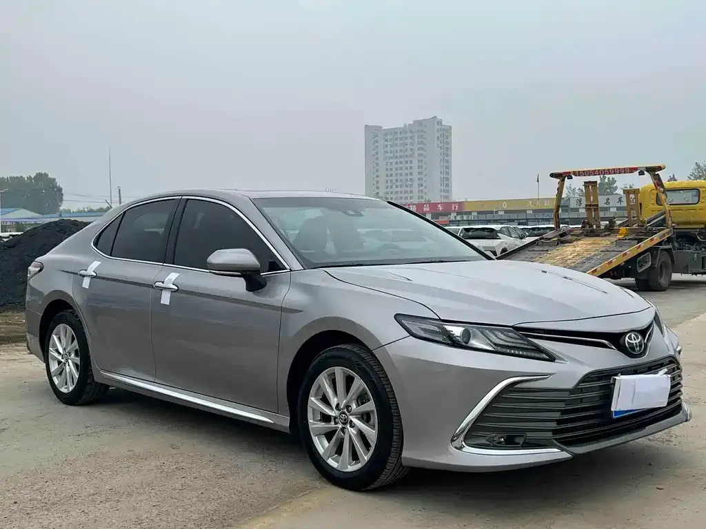 Toyota Camry 2023 из CN, фото 2