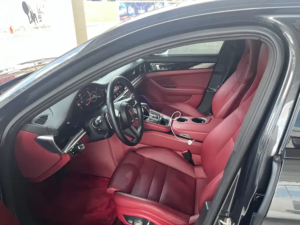Porsche Panamera 2021 из CN, фото 7