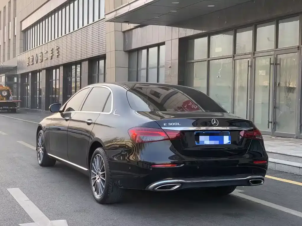 Mercedes-Benz E-Class 2023 из CN, фото 5