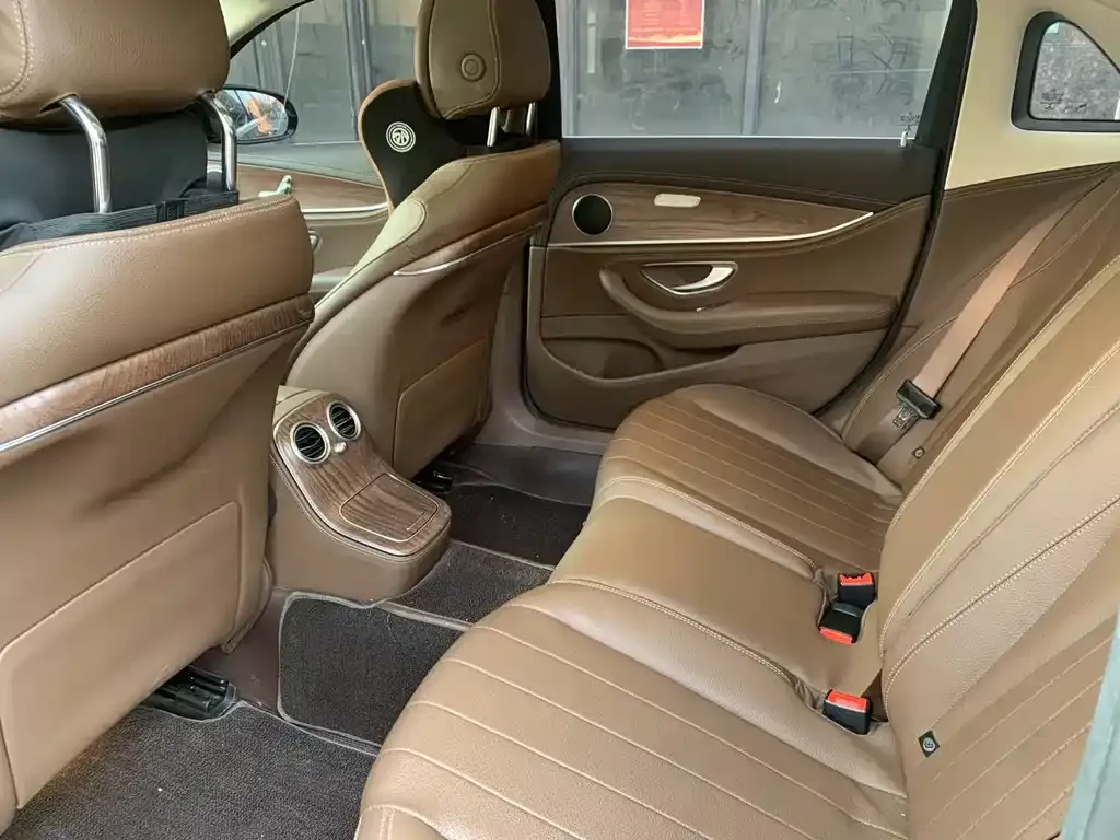 Mercedes-Benz E-Class 2023 из CN, фото 7