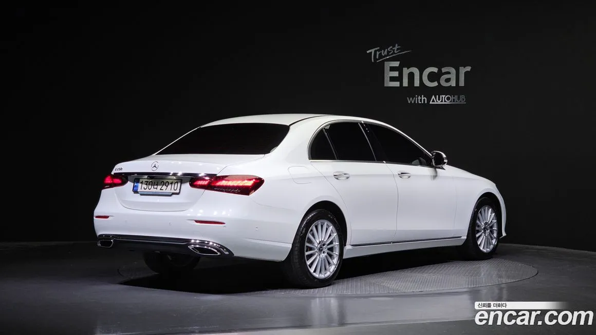 Mercedes-Benz E-Class 2023 из KR, фото 2