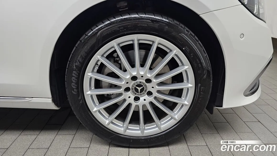 Mercedes-Benz E-Class 2023 из KR, фото 5