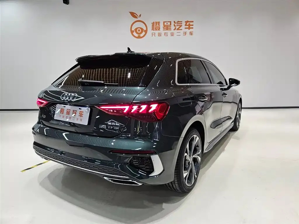 Audi A3 2023 из CN, фото 4