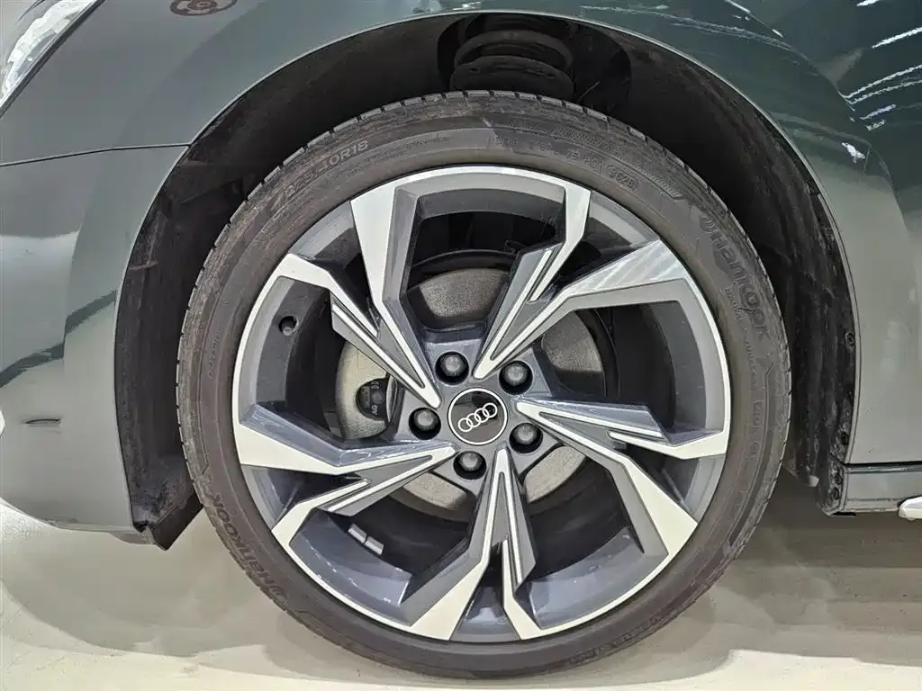 Audi A3 2023 из CN, фото 9