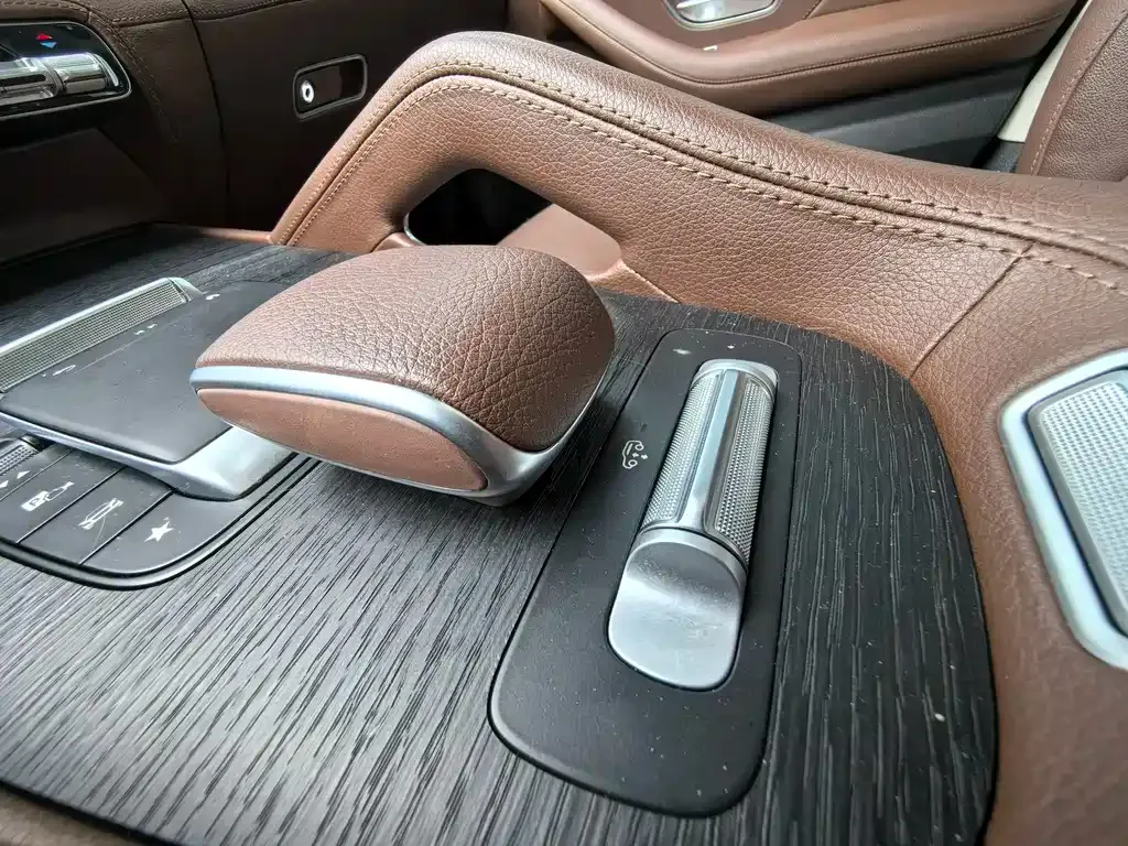 Mercedes-Benz GLS 2024 из CN, фото 10
