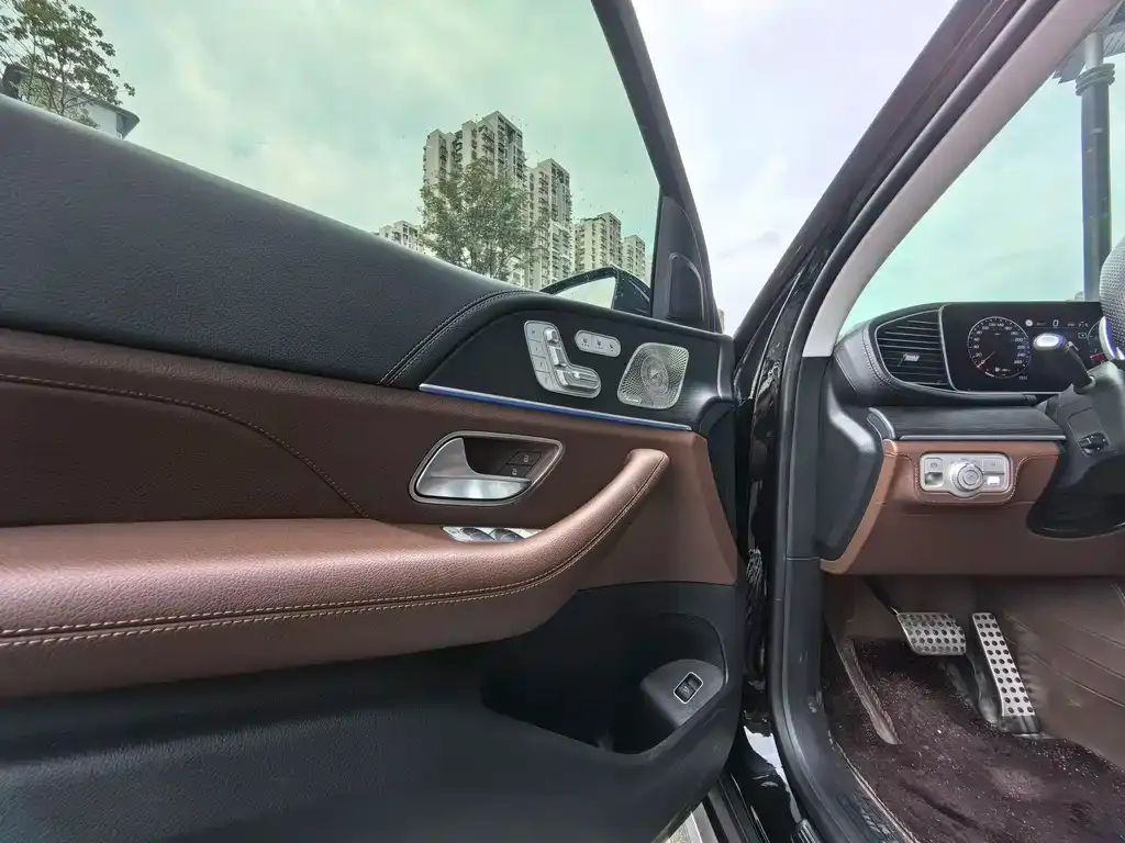 Mercedes-Benz GLS 2024 из CN, фото 7