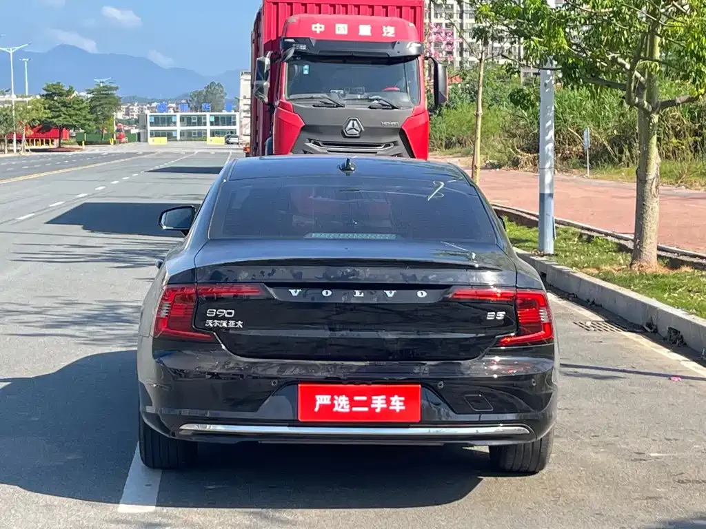 Volvo S90 2024 из CN, фото 5