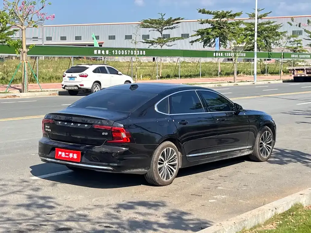 Volvo S90 2024 из CN, фото 6